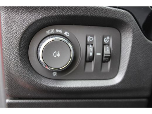 Opel Corsa 1.2 T. 100 pk YES 5drs / Navigatie via Carplay / Parkeersensoren / Stuur -en Stoelverwarming / Ai... ActivLease financial lease