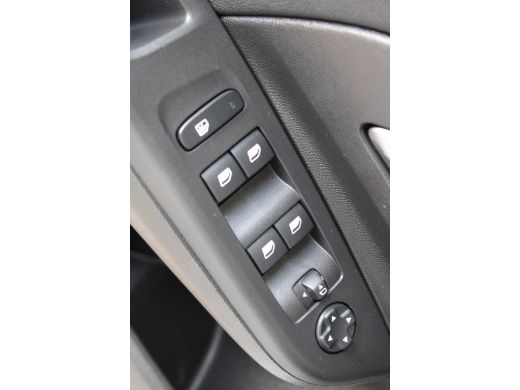 Opel Corsa-e Elegance 50 kWh Apple CarPlay | Camera | Dodehoek detectie | Keyless ActivLease financial lease