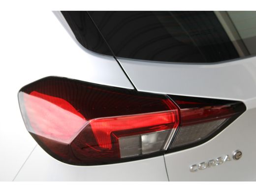 Opel Corsa-e Elegance 50 kWh Apple CarPlay | Camera | Dodehoek detectie | Keyless ActivLease financial lease
