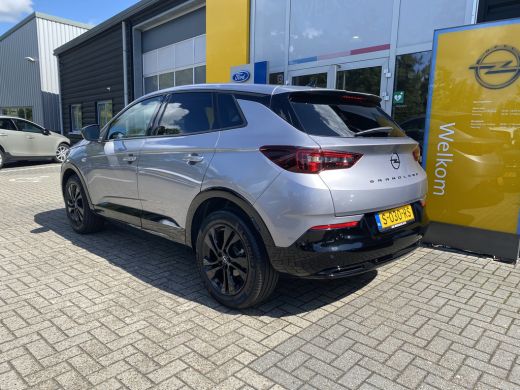 Opel Grandland 1.2 130PK TURBO LEVEL 4 AUTOMAAT | STUUR, STOEL &VOORRUITVERWARMING| AGR COMFORTSTOELEN| DAB| CLI... ActivLease financial lease