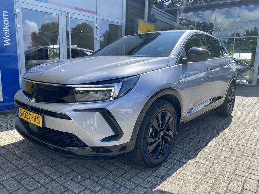 Opel Grandland 1.2 130PK TURBO LEVEL 4 AUTOMAAT | STUUR, STOEL &VOORRUITVERWARMING| AGR COMFORTSTOELEN| DAB| CLI... ActivLease financial lease
