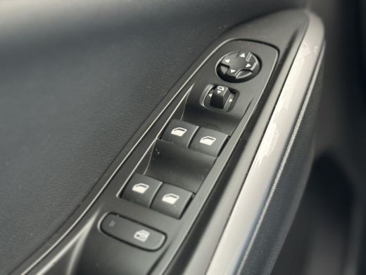 Opel Grandland 1.6 Turbo Plug-in Hybrid Ultimate 224PK | Apple Carplay en Android Auto | Dodehoek detectie | Ada... ActivLease financial lease