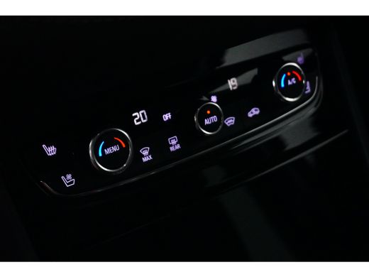 Opel Grandland X Grandland 1.6 Turbo 225 pk Hybrid Ultimate Automaat Leder / 19"inch | Achterbank in delen neerkla... ActivLease financial lease
