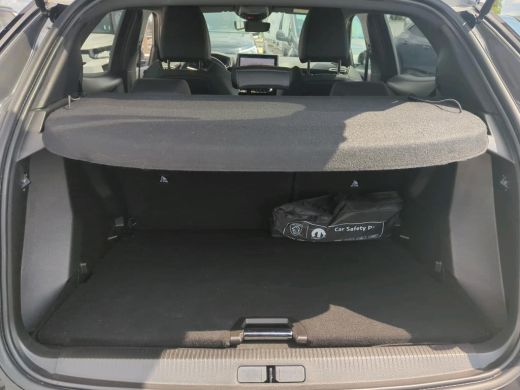 Peugeot 2008 1.2 PureTech 130 GT | Navigatie | Trekhaak | Climate | Apple Carplay/Android Auto | Airco (automa... ActivLease financial lease