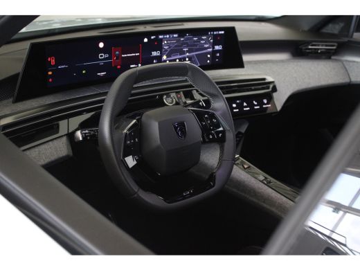 Peugeot 3008 1.2 Hybrid 136-PK GT AUTOMAAT | ORGINEEL NL AUTO | PARKEERCAMERA | ADAPTIVE CRUISE | ELEKTRISCHE ... ActivLease financial lease