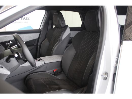 Peugeot 3008 1.2 Hybrid 136-PK GT AUTOMAAT | ORGINEEL NL AUTO | PARKEERCAMERA | ADAPTIVE CRUISE | ELEKTRISCHE ... ActivLease financial lease
