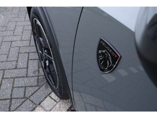 Peugeot 408 1.2 Hybrid 136 e-DCS6 GT | CUSTOM | Adaptieve Cruise | Alcantara | Stuurverwarming | Camera | Key... ActivLease financial lease