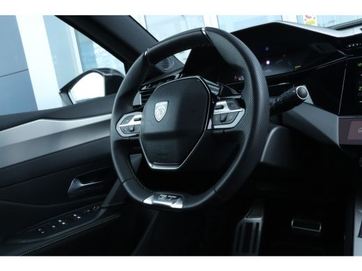 Peugeot 408 1.2 Hybrid 136 e-DCS6 GT | CUSTOM | Adaptieve Cruise | Alcantara | Stuurverwarming | Camera | Key... ActivLease financial lease