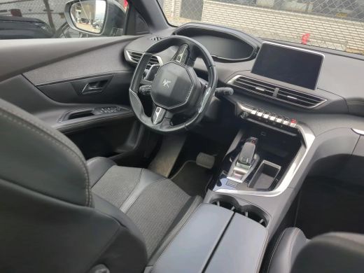 Peugeot 5008 1.2 PureTech GT-Line Avantage | Navigatie | Camera | Panorama/schuifdak | Trekhaak ActivLease financial lease