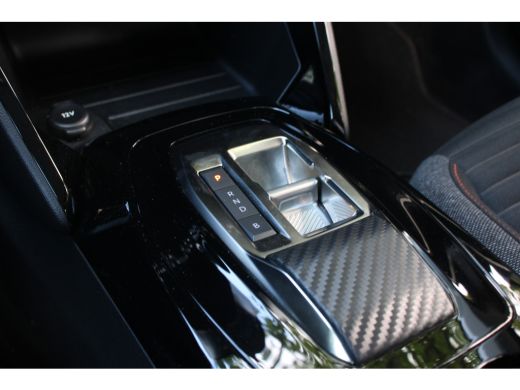 Peugeot e-208 EV ACTIVE 50 kWh | NL-AUTO! | APPLE CARPLAY & ANDROID AUTO | ALL-SEASON | CRUISE CONTOL | CLIMATE... ActivLease financial lease
