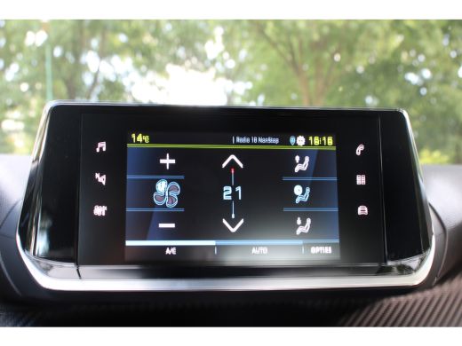 Peugeot e-208 EV ACTIVE 50 kWh | NL-AUTO! | APPLE CARPLAY & ANDROID AUTO | ALL-SEASON | CRUISE CONTOL | CLIMATE... ActivLease financial lease