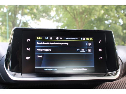 Peugeot e-208 EV ACTIVE 50 kWh | NL-AUTO! | APPLE CARPLAY & ANDROID AUTO | ALL-SEASON | CRUISE CONTOL | CLIMATE... ActivLease financial lease