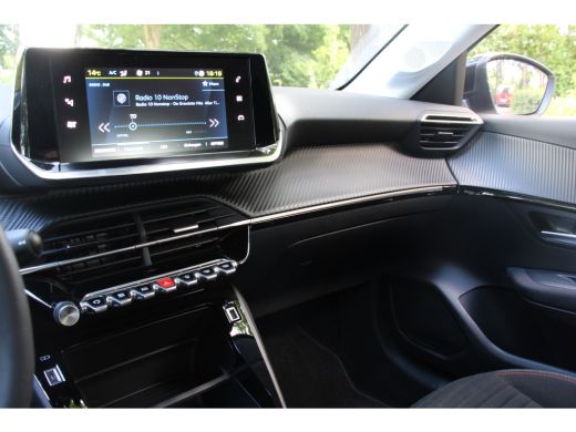 Peugeot e-208 EV ACTIVE 50 kWh | NL-AUTO! | APPLE CARPLAY & ANDROID AUTO | ALL-SEASON | CRUISE CONTOL | CLIMATE... ActivLease financial lease