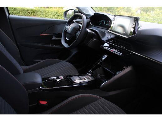Peugeot e-208 EV ACTIVE 50 kWh | NL-AUTO! | APPLE CARPLAY & ANDROID AUTO | ALL-SEASON | CRUISE CONTOL | CLIMATE... ActivLease financial lease