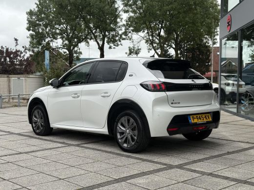 Peugeot e-208 EV Allure 50 kWh Aut. | Navi | Camera | CarPlay | ActivLease financial lease