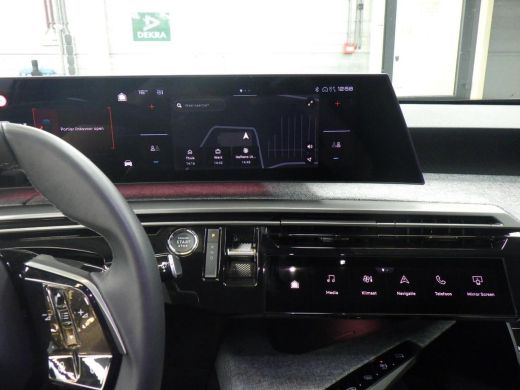 Peugeot e-3008 Allure 73 kWh | Navigatie | Climate | 360 Camera | Apple Carplay/Android Auto | | 11 kW lader | A... ActivLease financial lease
