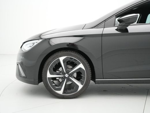 Seat Ibiza 1.0 EcoTSI 95pk FR Business Connect Navi via App Camera Clima Acc 95 ActivLease financial lease