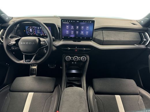 Skoda Kodiaq 1.5 TSI PHEV 204pk Sportline Business Trekhaak Wegklapbaar / Stoelverwarming /  Verwarmbare voorruit ActivLease financial lease