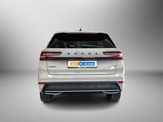 Skoda Kodiaq 1.5 TSI PHEV 204pk Sportline Business Trekhaak Wegklapbaar / Stoelverwarming /  Verwarmbare voorruit ActivLease financial lease
