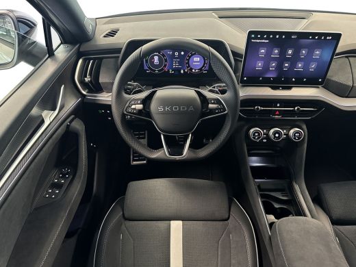 Skoda Kodiaq 1.5 TSI PHEV 204pk Sportline Business Trekhaak Wegklapbaar / Stoelverwarming /  Verwarmbare voorruit ActivLease financial lease