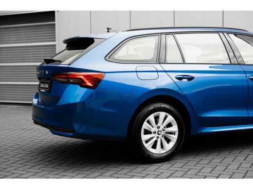 Skoda Octavia Combi Business Edition | Achteruitrijcamera | Chromen grille | Cruise control met speedlimiter ActivLease financial lease