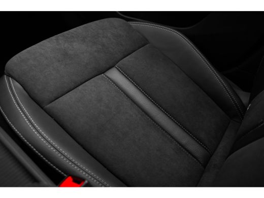 Skoda Octavia Combi Business Edition | Achteruitrijcamera | Chromen grille | Cruise control met speedlimiter ActivLease financial lease