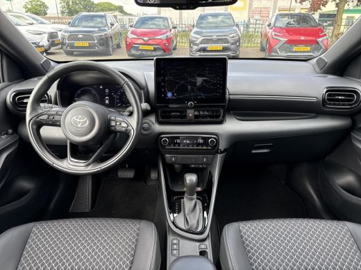 Toyota Yaris 1.5 Hybrid 130 Executive | Navigatie | Apple CarPlay/Android auto | Achteruitrijcamera | Stoelver... ActivLease financial lease