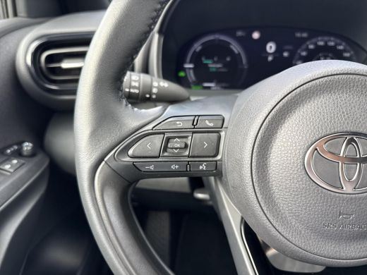 Toyota Yaris 1.5 Hybrid 130 Executive | Navigatie | Apple CarPlay/Android auto | Achteruitrijcamera | Stoelver... ActivLease financial lease