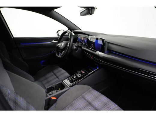 Volkswagen Golf 1.4 eHybrid GTE | LED mistlampen voor | Dodehoek detectie | Stuur en stoelverwarming | Navigatie ... ActivLease financial lease