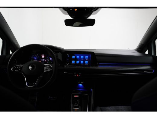 Volkswagen Golf 1.4 eHybrid GTE | LED mistlampen voor | Dodehoek detectie | Stuur en stoelverwarming | Navigatie ... ActivLease financial lease