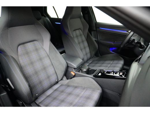 Volkswagen Golf 1.4 GTE 245PK Adap.Cruise |  Fabrieksnavigatie | Led | Stoel.Verw ActivLease financial lease