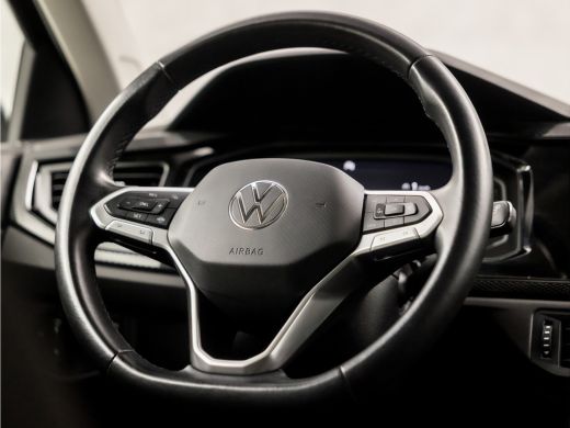 Volkswagen Polo 1.0 TSI Sportline Automaat (VIRTUAL COCKPIT, APPLE CARPLAY, KEYLESS, GROOT NAVI, CLIMATE, SPORTST... ActivLease financial lease