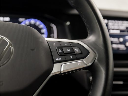 Volkswagen Polo 1.0 TSI Sportline Automaat (VIRTUAL COCKPIT, APPLE CARPLAY, KEYLESS, GROOT NAVI, CLIMATE, SPORTST... ActivLease financial lease