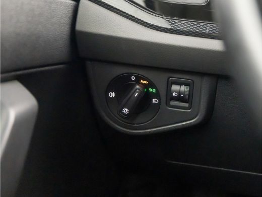 Volkswagen Polo 1.0 TSI Sportline Automaat (VIRTUAL COCKPIT, APPLE CARPLAY, KEYLESS, GROOT NAVI, CLIMATE, SPORTST... ActivLease financial lease