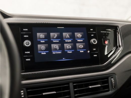 Volkswagen Polo 1.0 TSI Sportline Automaat (VIRTUAL COCKPIT, APPLE CARPLAY, KEYLESS, GROOT NAVI, CLIMATE, SPORTST... ActivLease financial lease