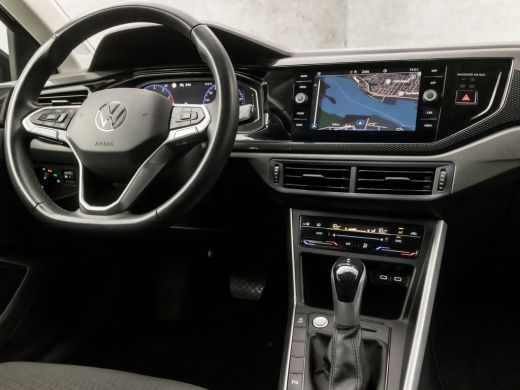 Volkswagen Polo 1.0 TSI Sportline Automaat (VIRTUAL COCKPIT, APPLE CARPLAY, KEYLESS, GROOT NAVI, CLIMATE, SPORTST... ActivLease financial lease