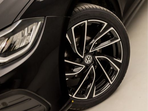 Volkswagen Polo 1.0 TSI Sportline Automaat (VIRTUAL COCKPIT, APPLE CARPLAY, KEYLESS, GROOT NAVI, CLIMATE, SPORTST... ActivLease financial lease