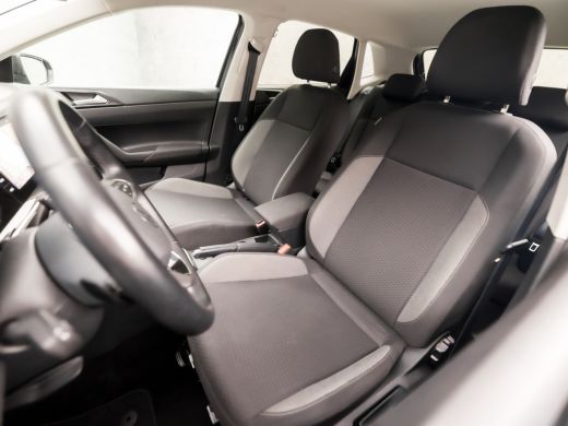 Volkswagen Polo 1.0 TSI Sportline Automaat (VIRTUAL COCKPIT, APPLE CARPLAY, KEYLESS, GROOT NAVI, CLIMATE, SPORTST... ActivLease financial lease
