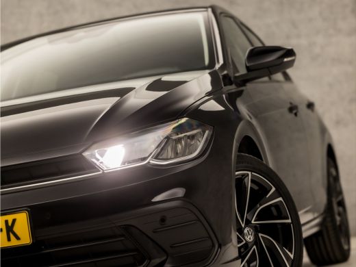 Volkswagen Polo 1.0 TSI Sportline Automaat (VIRTUAL COCKPIT, APPLE CARPLAY, KEYLESS, GROOT NAVI, CLIMATE, SPORTST... ActivLease financial lease