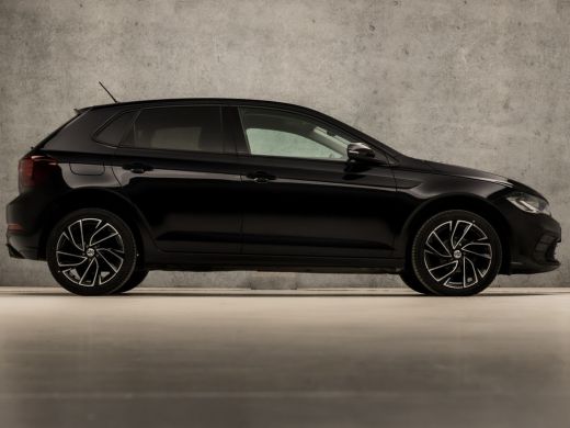 Volkswagen Polo 1.0 TSI Sportline Automaat (VIRTUAL COCKPIT, APPLE CARPLAY, KEYLESS, GROOT NAVI, CLIMATE, SPORTST... ActivLease financial lease