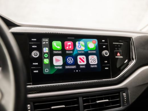 Volkswagen Polo 1.0 TSI Sportline Automaat (VIRTUAL COCKPIT, APPLE CARPLAY, KEYLESS, GROOT NAVI, CLIMATE, SPORTST... ActivLease financial lease