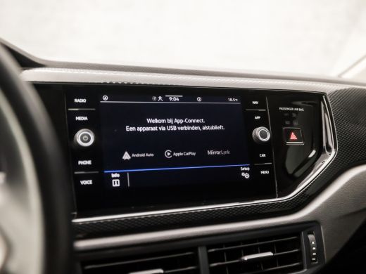 Volkswagen Polo 1.0 TSI Sportline Automaat (VIRTUAL COCKPIT, APPLE CARPLAY, KEYLESS, GROOT NAVI, CLIMATE, SPORTST... ActivLease financial lease