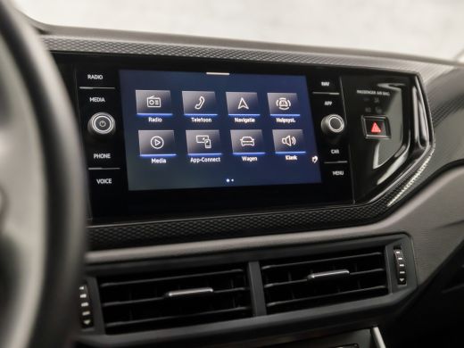 Volkswagen Polo 1.0 TSI Sportline Automaat (VIRTUAL COCKPIT, APPLE CARPLAY, KEYLESS, GROOT NAVI, CLIMATE, SPORTST... ActivLease financial lease