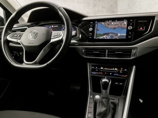 Volkswagen Polo 1.0 TSI Sportline Automaat (VIRTUAL COCKPIT, APPLE CARPLAY, KEYLESS, GROOT NAVI, CLIMATE, SPORTST... ActivLease financial lease