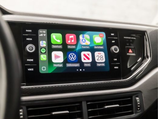 Volkswagen Polo 1.0 TSI Sportline Automaat (VIRTUAL COCKPIT, APPLE CARPLAY, KEYLESS, GROOT NAVI, CLIMATE, SPORTST... ActivLease financial lease