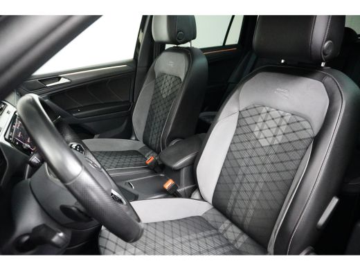 Volkswagen Tiguan 1.4 TSI 245 pk eHybrid R-Line Business 6-DSG | Achteruitrijcamera | Cruise control adaptief | Ele... ActivLease financial lease