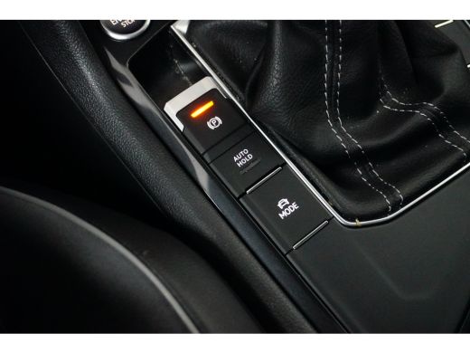 Volkswagen Tiguan 1.4 TSI 245 pk eHybrid R-Line Business 6-DSG | Achteruitrijcamera | Cruise control adaptief | Ele... ActivLease financial lease
