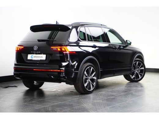 Volkswagen Tiguan 1.4 TSI 245 pk eHybrid R-Line Business 6-DSG | Achteruitrijcamera | Cruise control adaptief | Ele... ActivLease financial lease
