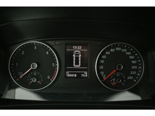 Volkswagen Transporter 2.0 TDI L2H1 Airco Cruise Carplay Navi Imperiaal PDC Elektrpakket ActivLease financial lease