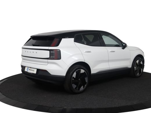 Volvo  EX30 Extended Range 272PK Plus 69kWh 19" Lichtmetalen velgen | LED-verlichting | Elektrisch bedienbare... ActivLease financial lease